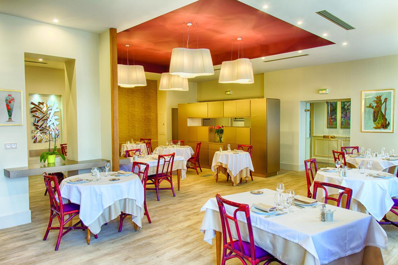 Hotel Restaurant Le Parc Μουλέν Εξωτερικό φωτογραφία